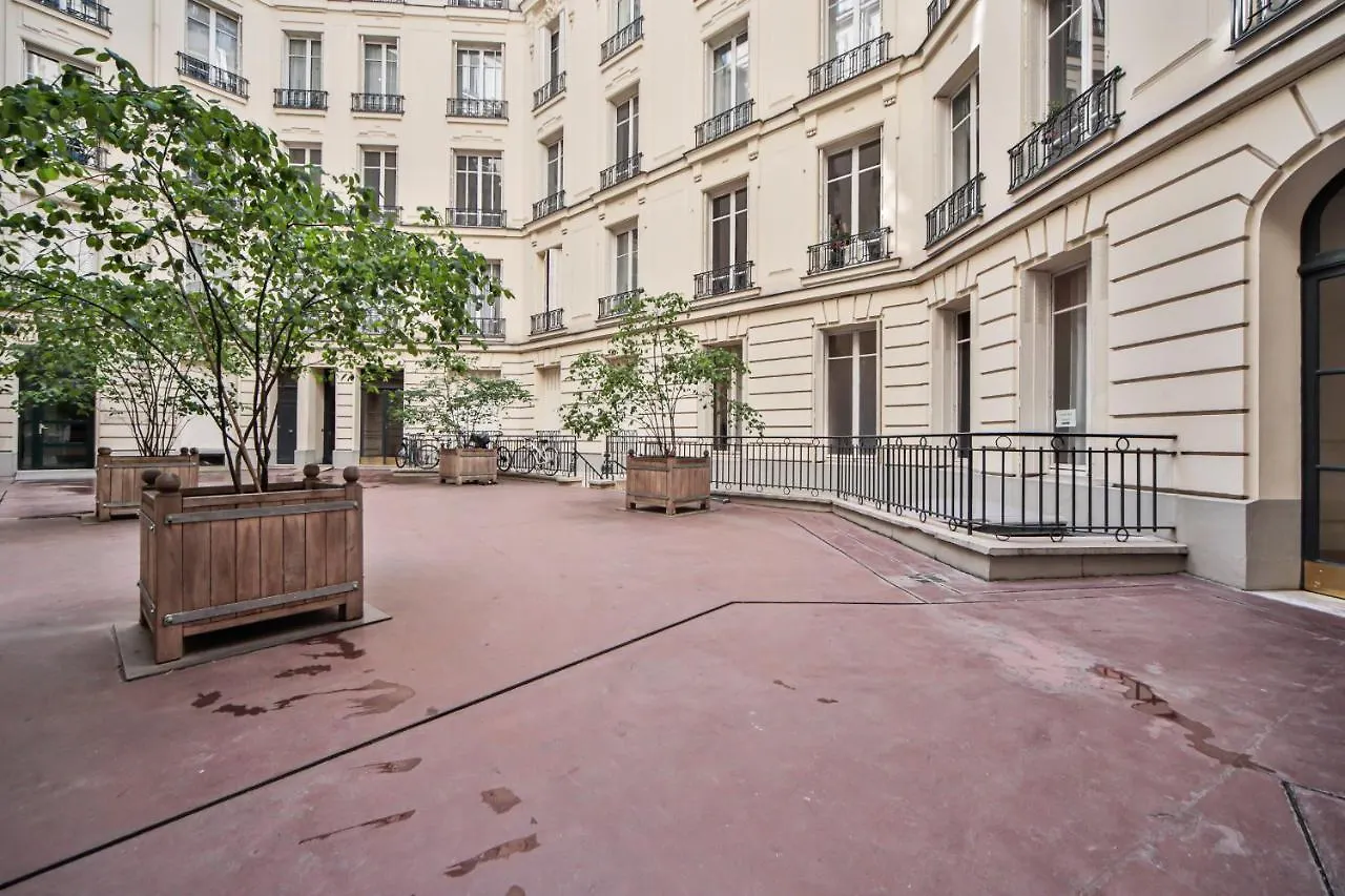 Amazing View/Arc De Triomphe/Palais Des Congres Apartment Paris 0*,  France
